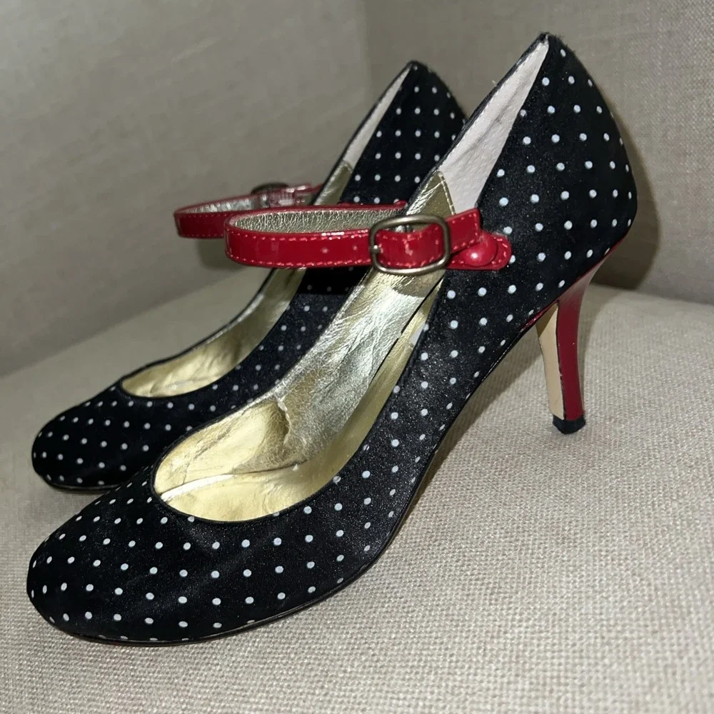 Retro Steve Madden Luvvy Black Polka Dot Heels Red Buckle Strappy 6M Rockabilly - Picture 9 of 11